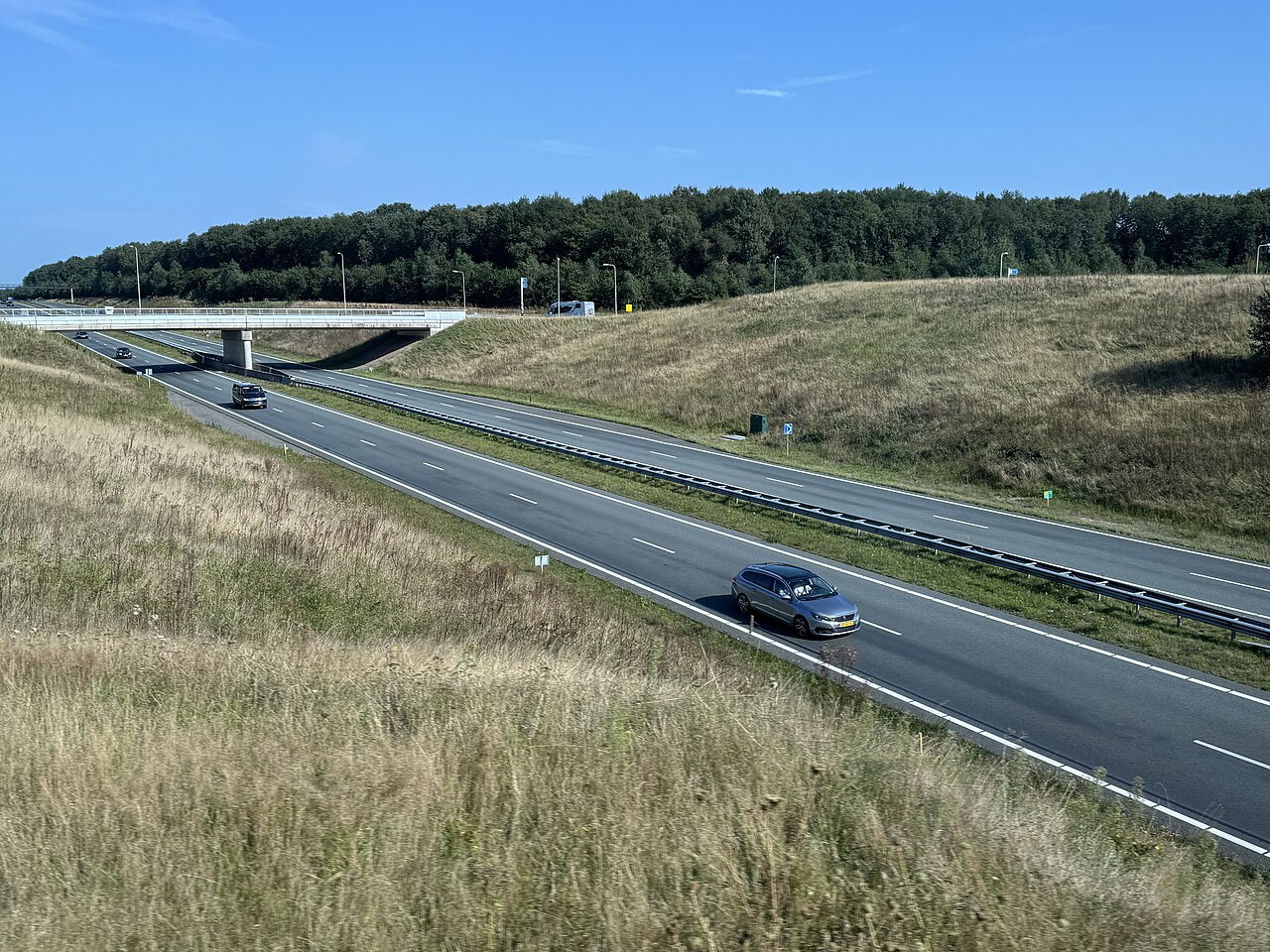 Aerial view of Verkeersplein Gieten, a sunken roundabout interchange in Drenthe.